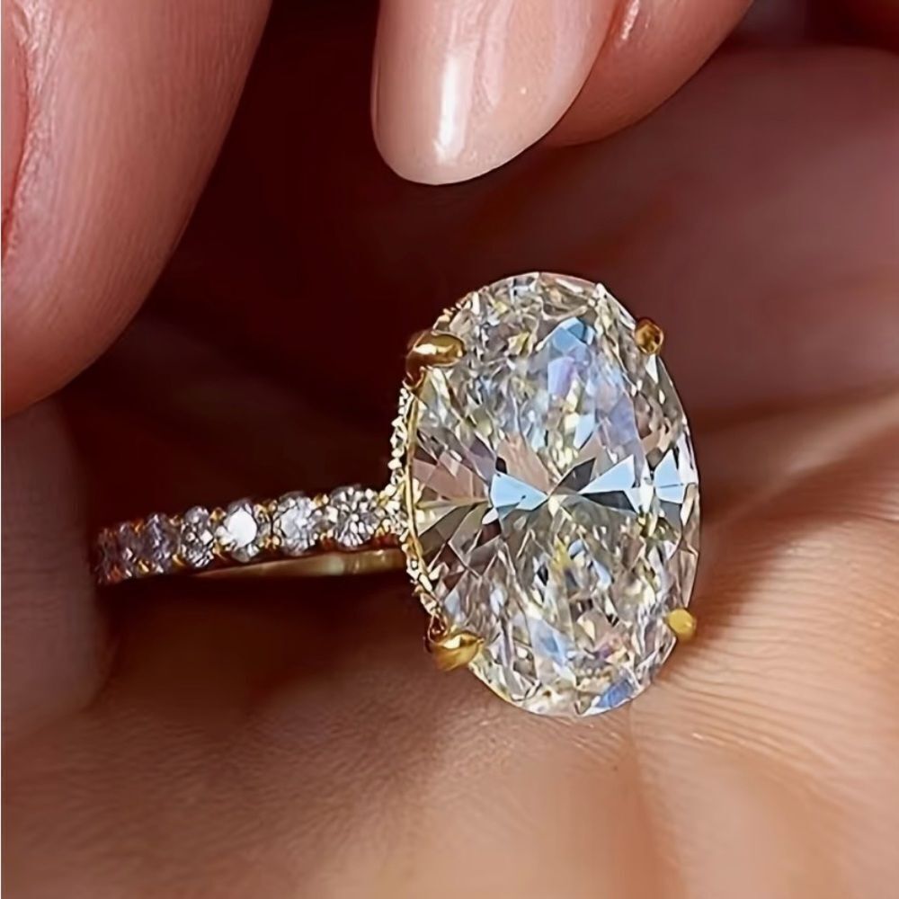 π New Stunning Brilliant 4 caratβoval white sapphire stone gold filled setting π - Picture 4 of 4